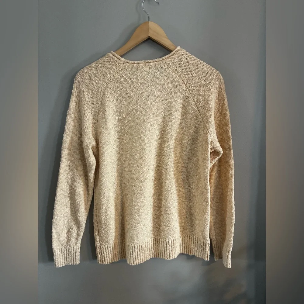 LL Bean Cream Crew Neck Sweater Size Medium